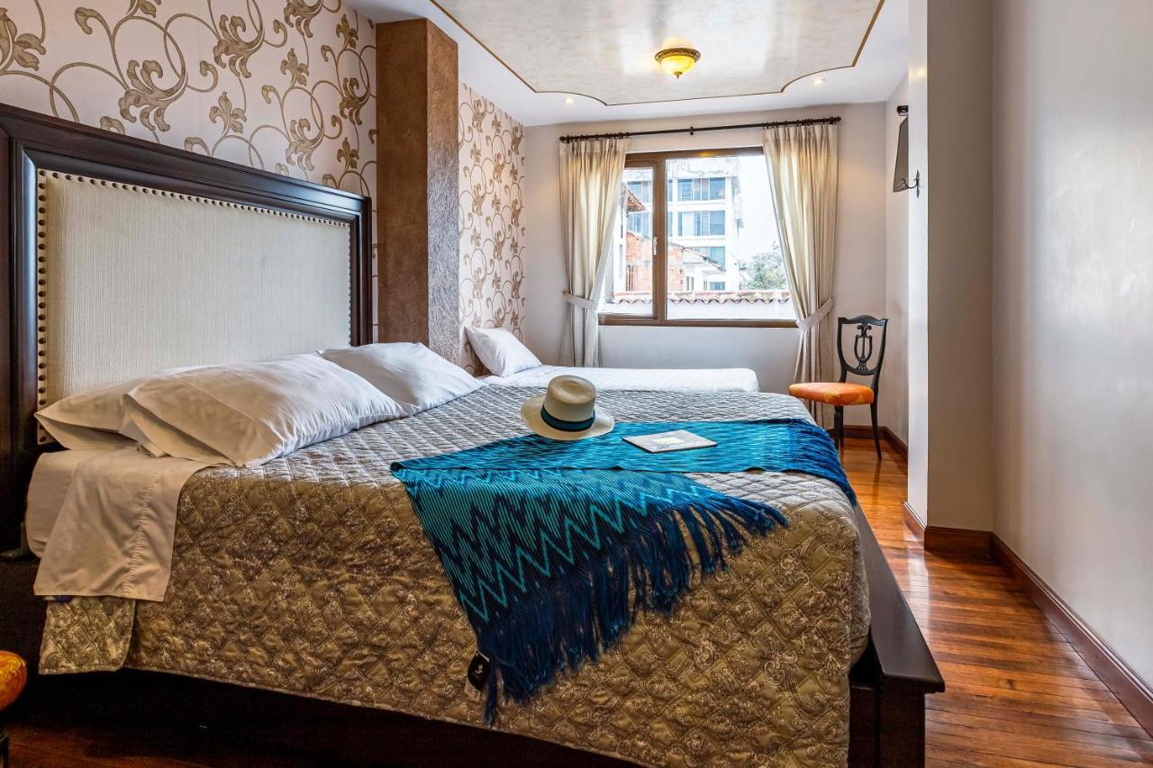Hotel Azul De La Plaza By Chat Noir Куенка Екстер'єр фото